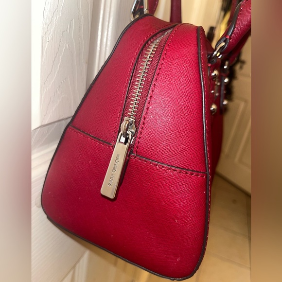 Michael Kors Saffiano Leather Small Satchel / Crossbody NWT Cherry. - Picture 6 of 12
